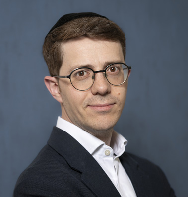 Portrait of Shuli Davidson